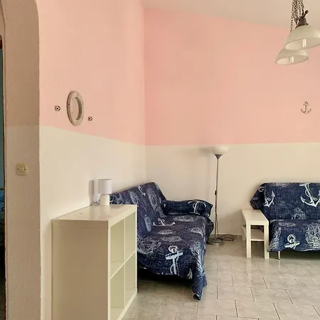 Island Apartments, Terrace Retreat
